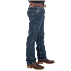 Levi Strauss & Co. Men's Regular Fit 505 Dark Stonewash Jeans 9 Levi Strauss & Co. Men's Regular Fit 505 Dark Stonewash Jeans -Western Wardrobe Sales Store 00505 4886 5