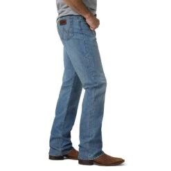 Wrangler Men's 20X Relaxed Fit Competition Jean 6 Wrangler Men's 20X Relaxed Fit Competition Jean -Western Wardrobe Sales Store 01MCWBL 2