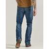 Wrangler Men's 20X No. 42 Vintage Bootcut Jeans