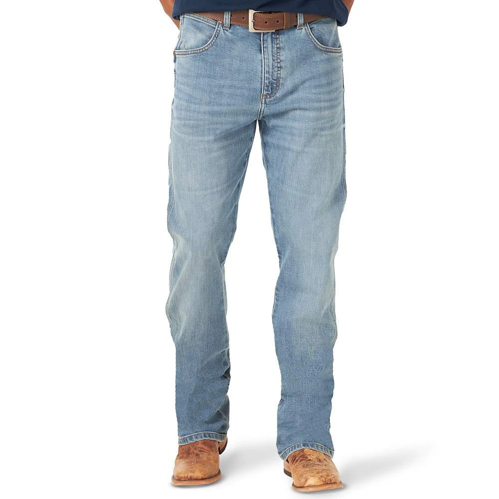 Wrangler Men's Retro Premium 77 Slim Jeans 2 Wrangler Men's Retro Premium 77 Slim Jeans - Image 2